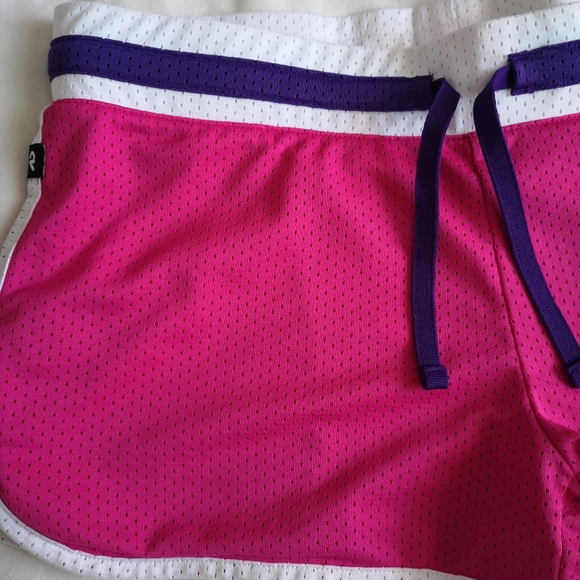 🛍️2/$25🛍️ Nike Shorts - Picture 2 of 3
